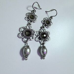 Elegant Silver Floral Dangle Earrings